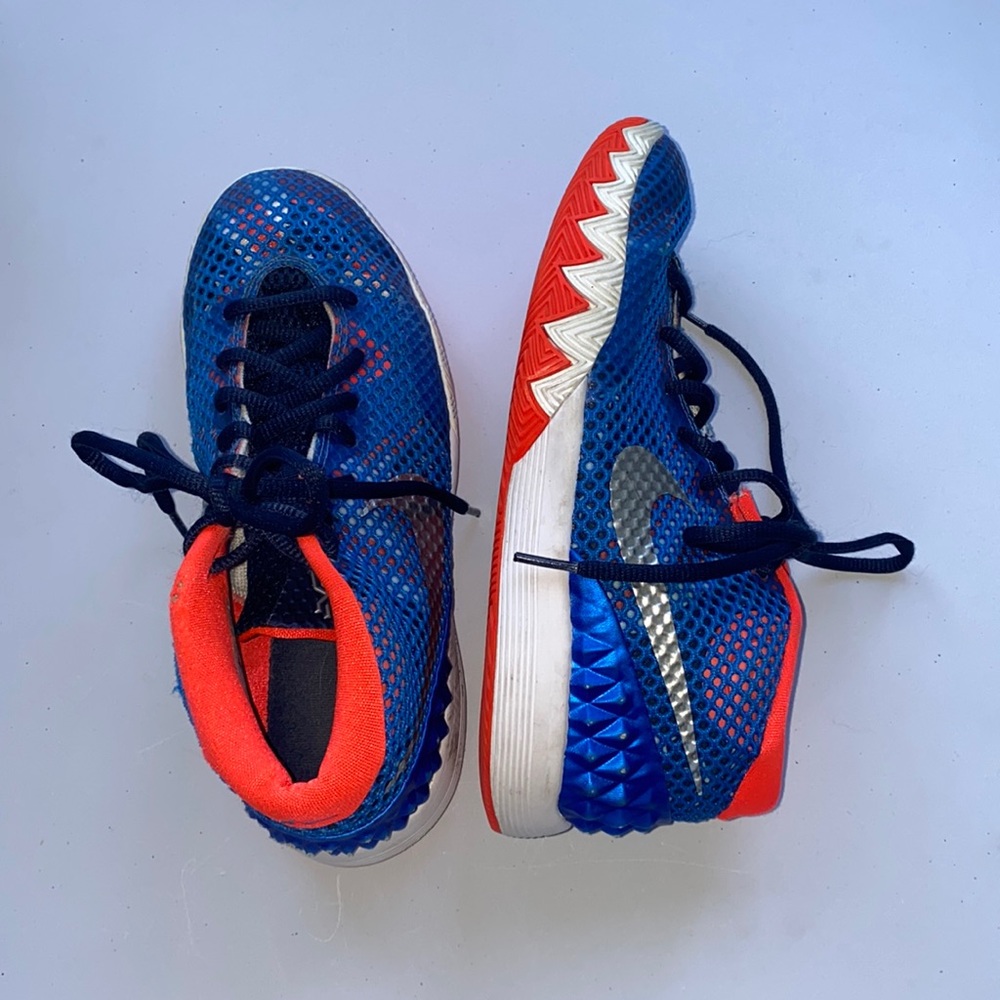 Nike Kyrie 1 Youth 4.5